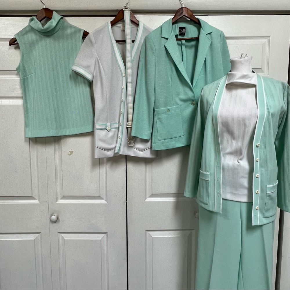 Lot of 6 Vintage Women’s Clothes Size Medium by Susan Thomas